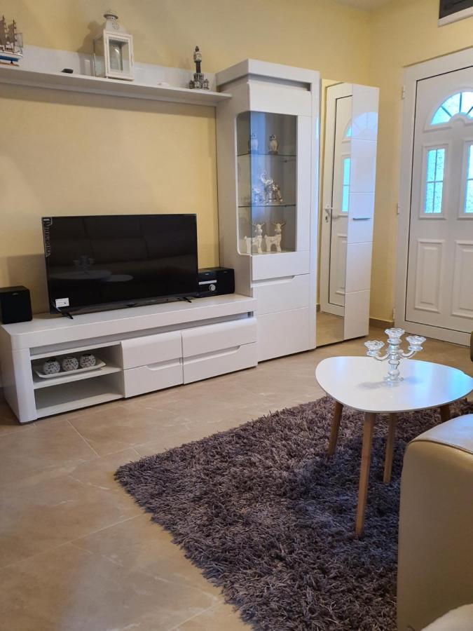 Village House Dunja Virpazar Luaran gambar