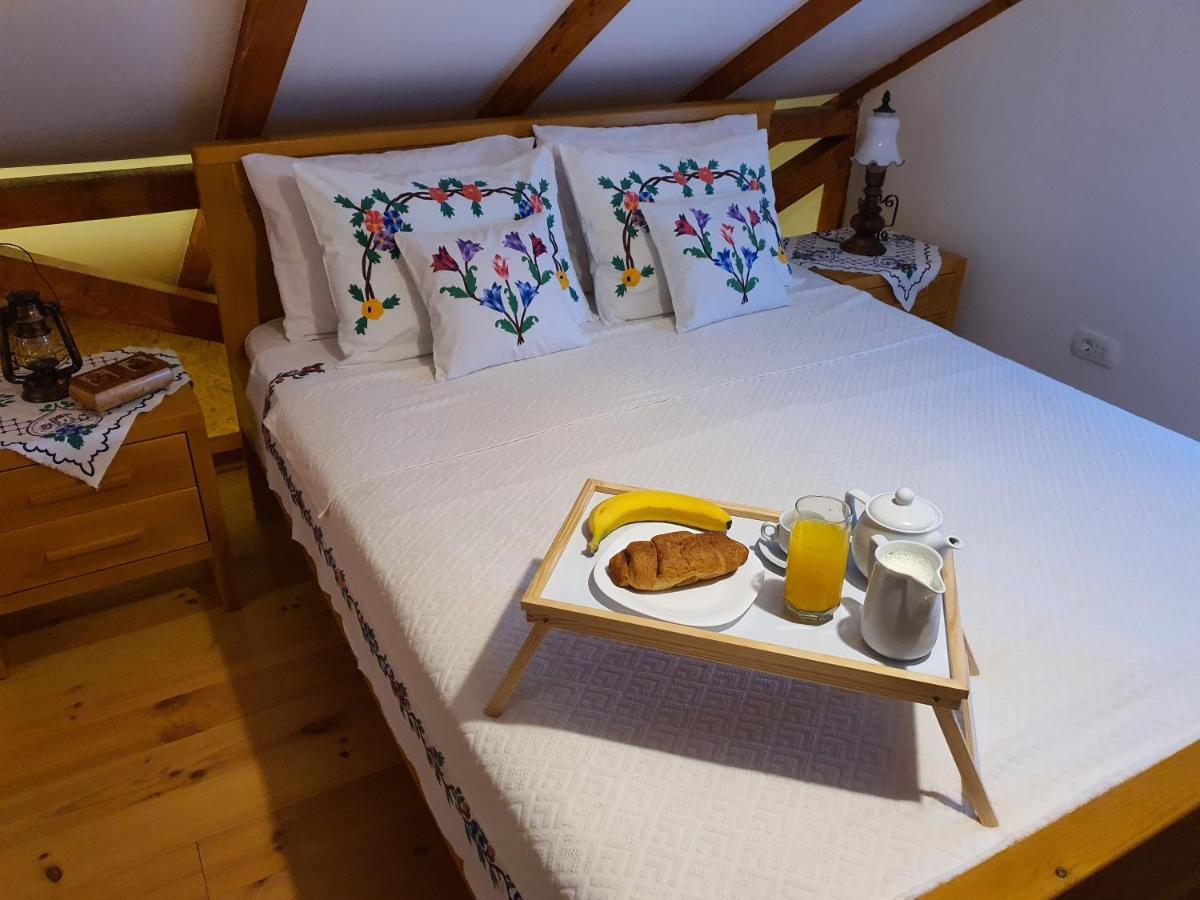 Village House Dunja Virpazar Luaran gambar