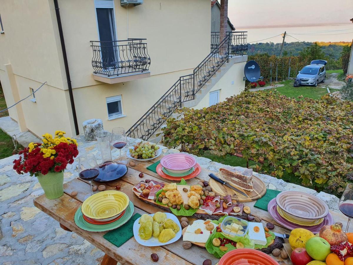 Village House Dunja Virpazar Luaran gambar