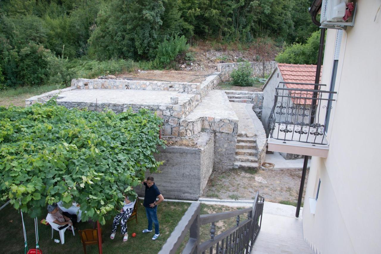 Village House Dunja Virpazar Luaran gambar